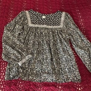 GAP Black and White Patterned Blouse